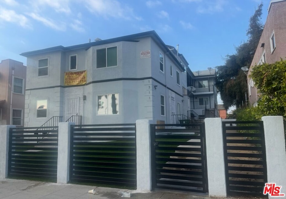 1311 W Martin Luther King jr Blvd unit 7, Los Angeles, CA 90037 - photo 1