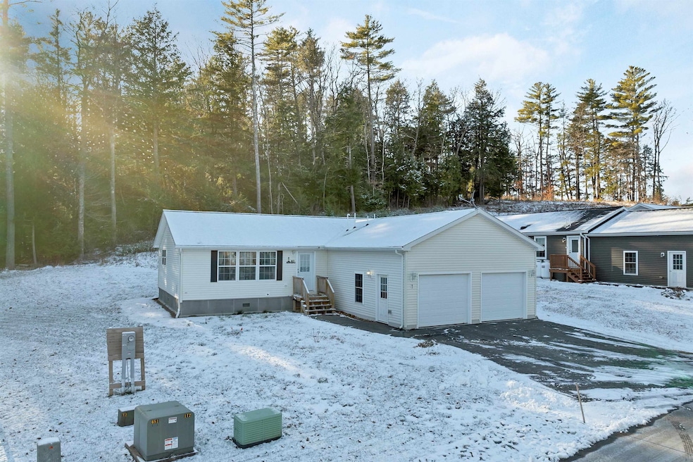 63 Mansfield Woods Way, New Hampton, NH 03256 - photo 1