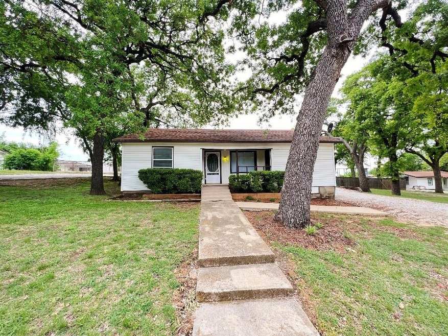 701 S Highway 287, Decatur, TX 76234 - photo 1