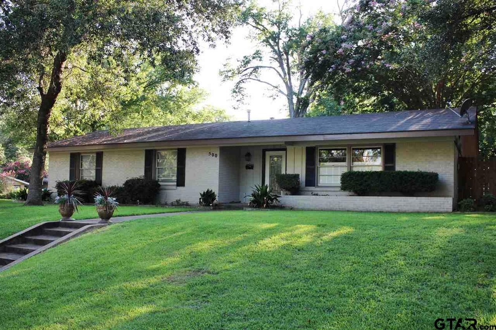 500 500 Cornell Place, Tyler, TX 75701 - photo 1