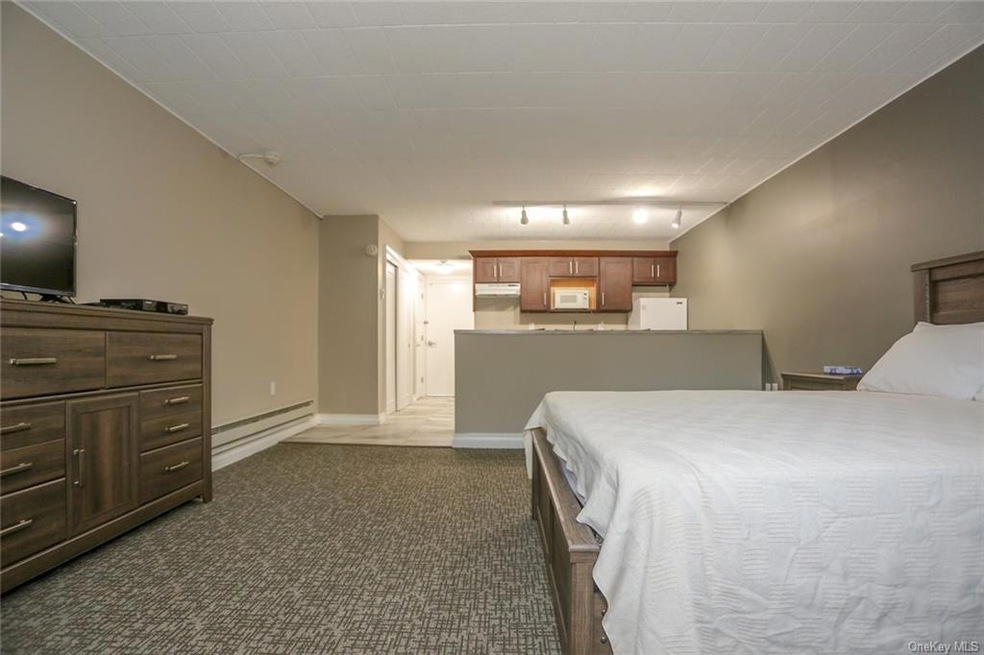 30 N Route 9w unit 23, Congers, NY 10920 - photo 1