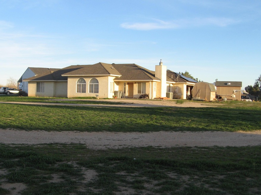 5852 Felsite Ave, Rosamond, CA 93560 - photo 1