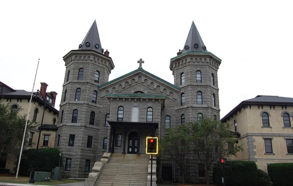 201 Thorndike St unit 2-01, Lowell, MA 01852 - photo 1