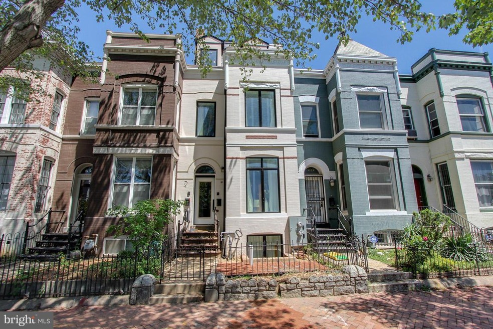 652 L St NE unit 2, Washington, DC 20002 - photo 1