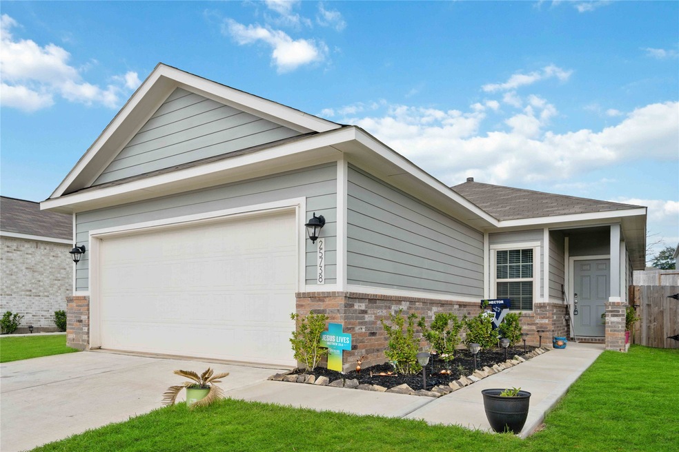 25738 Hickory Pecan Trail, Tomball, TX 77375 - photo 1