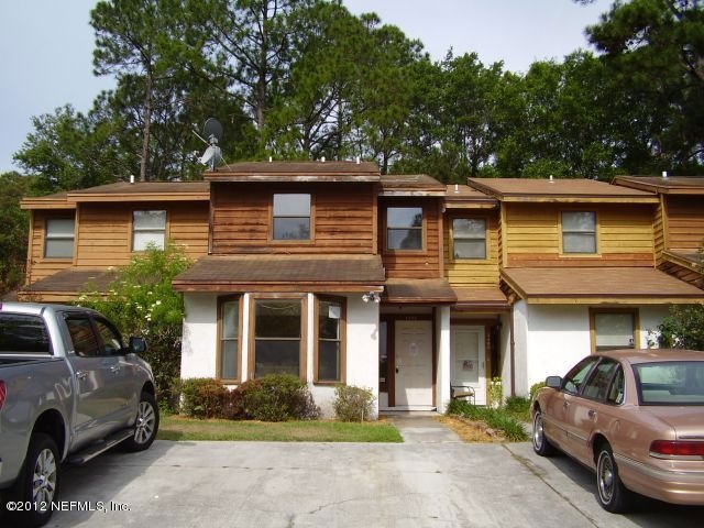 4494 Melissa Ct W, Jacksonville, FL 32210 - photo 1