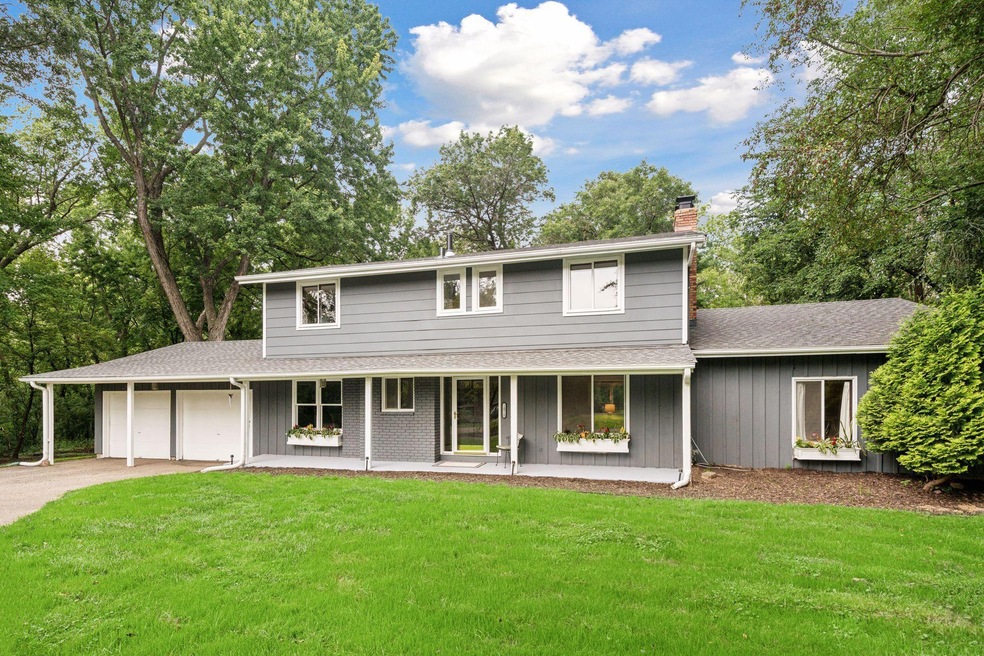 14910 Walker Place, Minnetonka, MN 55345 - photo 1