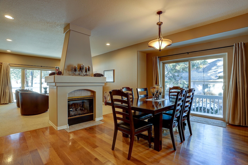 60725 Willow Creek Loop MLS-49