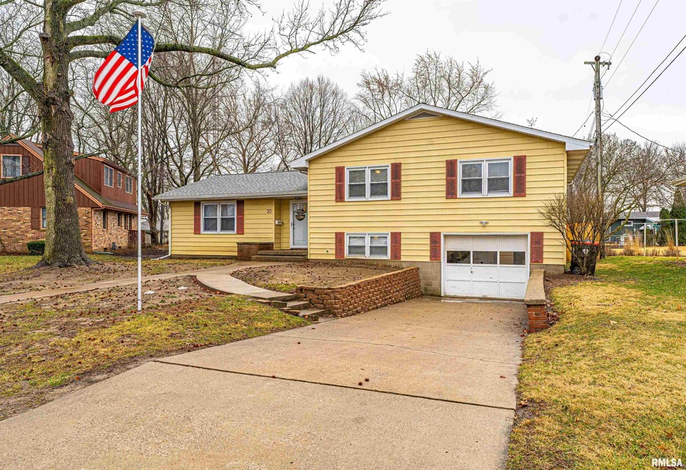 20 Tulip Dr, Lincoln, IL 62656 - photo 1