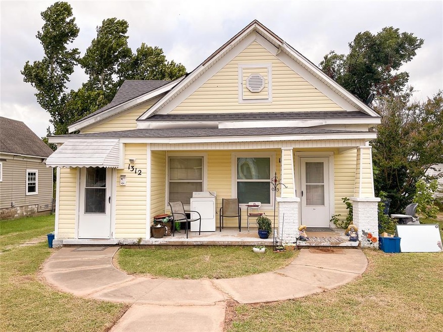 1312 N Market Ave, Shawnee, OK 74801 - photo 1