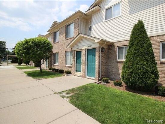 30172 Wedgewood Cir unit 74, Roseville, MI 48066 - photo 1