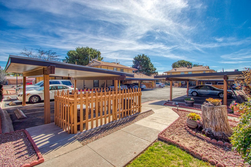 1955 Trawood Dr unit 10, El Paso, TX 79935 - photo 1