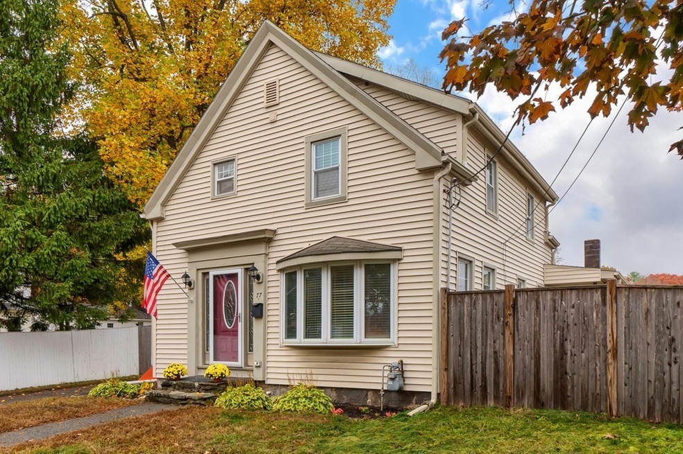77 W Main St, Georgetown, MA 01833 - photo 1
