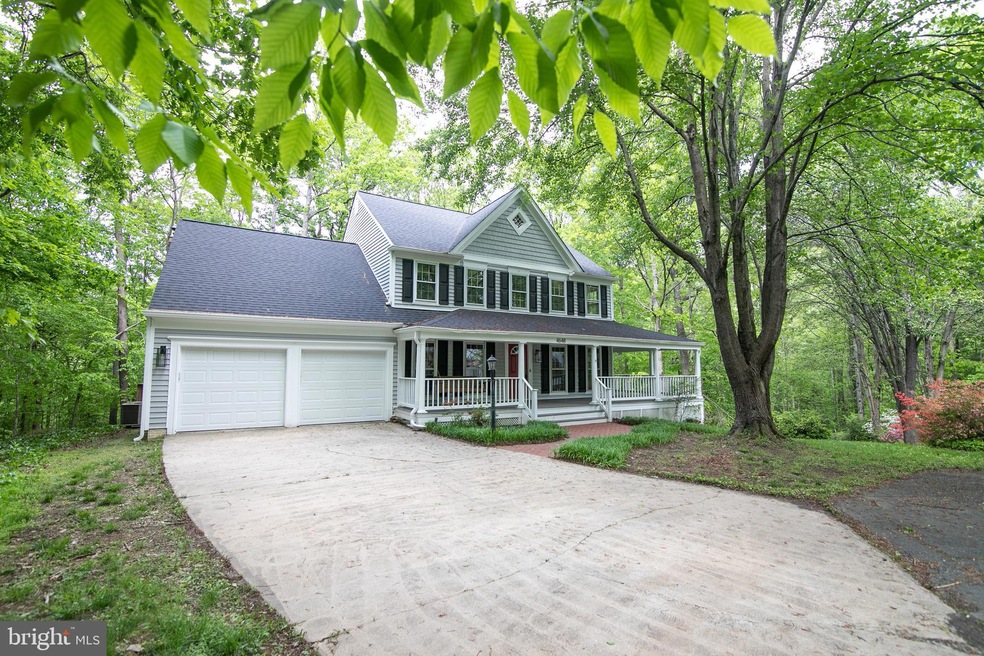 4648 Timber Ridge Dr, Dumfries, VA 22025 - photo 1