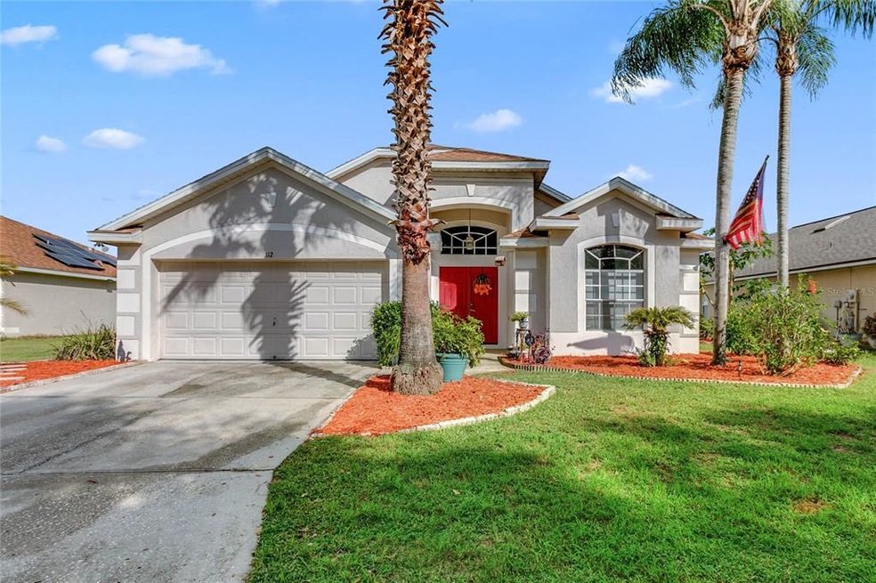 This lovely 3BD/2BA POOL HOME with beautiful CURB 