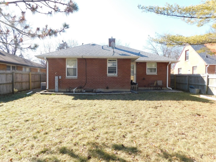 331 N Elmwood Ave, Waukegan, IL 60085 - photo 1