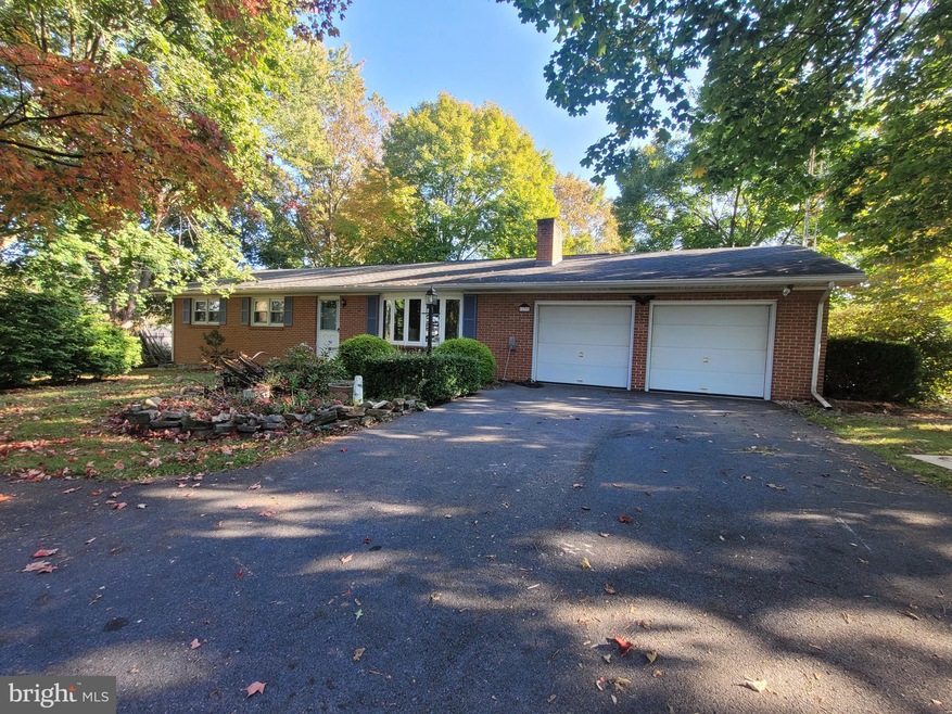 139 Salem Rd, Chambersburg, PA 17201 - photo 1