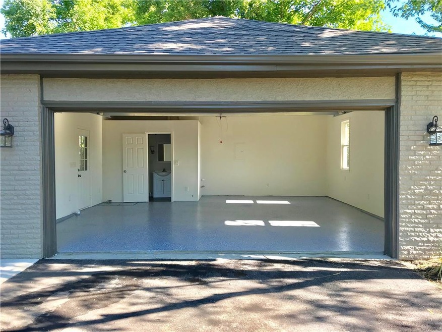 21701 W 73rd Terrace, Shawnee, KS 66218 - photo 1