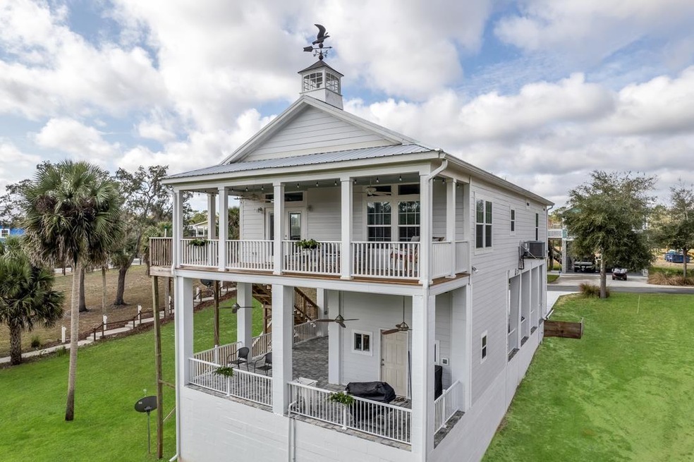 1266 River's Bend Way NE, Steinhatchee, FL 32359 - photo 1