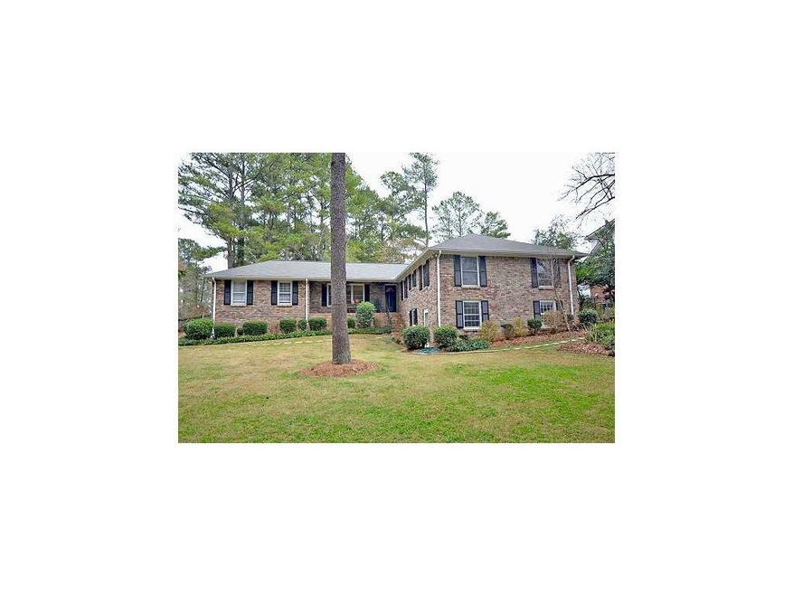 Exterior Front. Updated Immaculate 4-bedrooms-on-t
