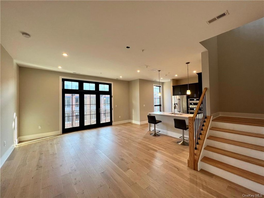 102 Legend Dr unit 307, Sleepy Hollow, NY 10591 - photo 1