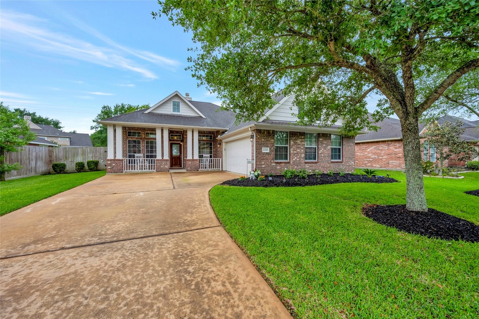 4508 Lakefront Terrace Dr, Pearland, TX 77584 - photo 1