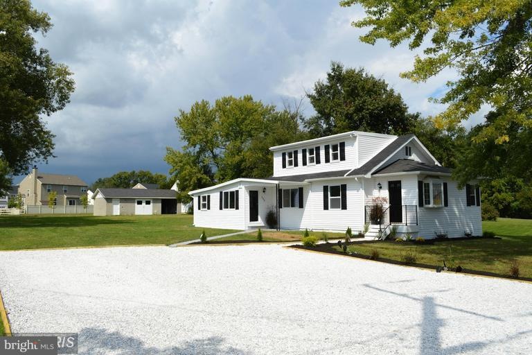 200 Carvel Beach Rd, Carvel Beach, MD 21226 - photo 1