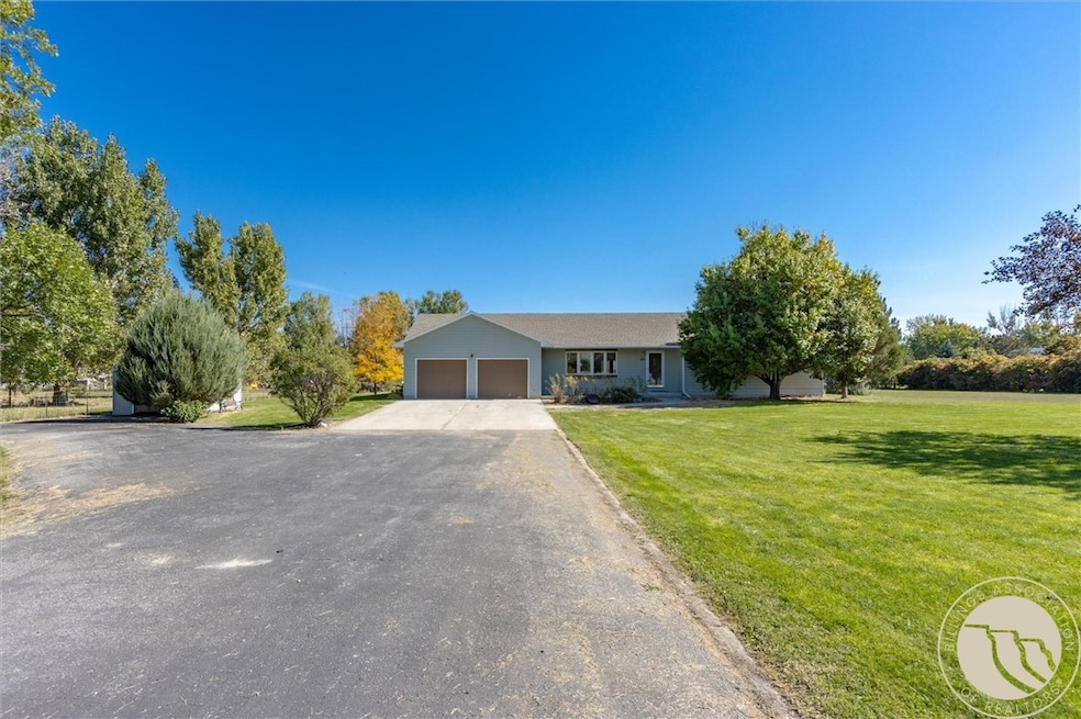 For Sale $649,000 • Co-Listing Agent