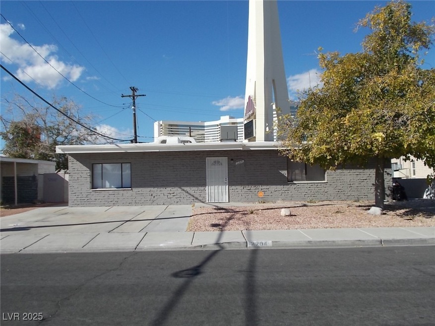 unlisted-address, Las Vegas, NV 89104 - photo 1