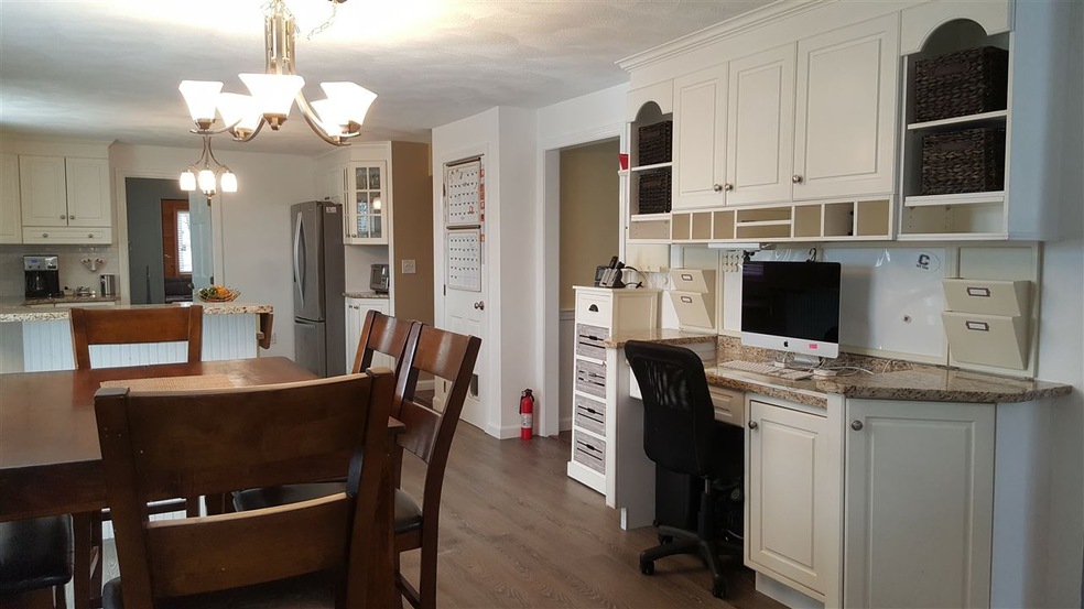 20 Cathedral Cir, Nashua, NH 03063 - photo 1