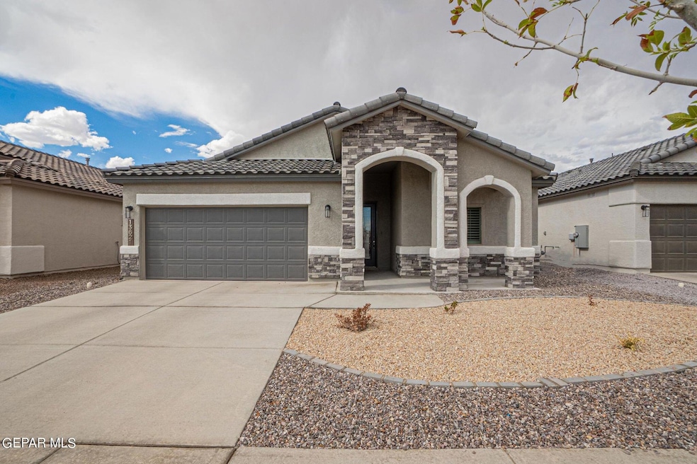 13621 Doncaster St, El Paso, TX 79928 - photo 1