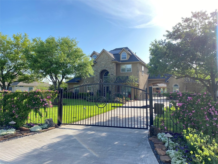 20214 Stone Lake Cir, Tomball, TX 77377 - photo 1