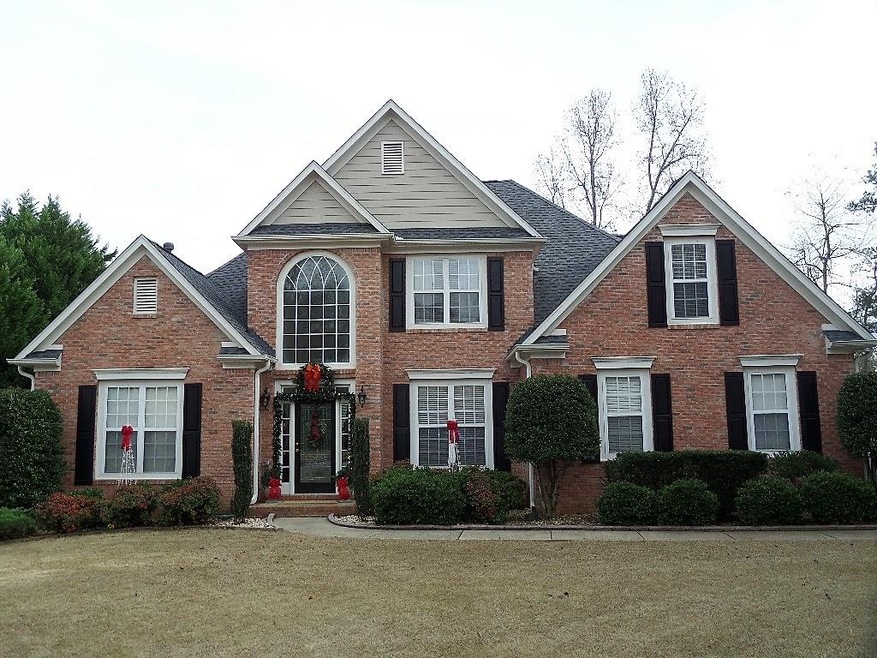 3900 Magnolia Leaf Ln, Suwanee, GA 30024 - photo 1