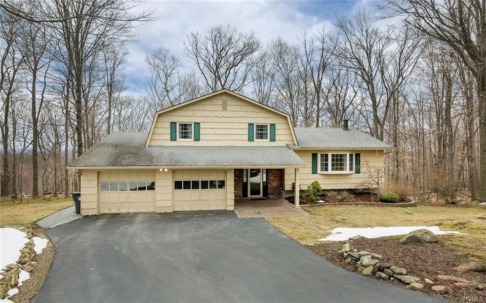 25 Mandy Ln, Washingtonville, NY 10992 - photo 1