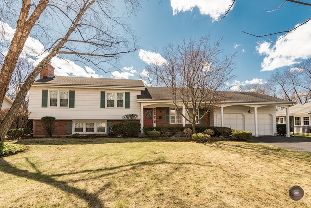 1137 Catalpa Ln, Naperville, IL 60540 - photo 1