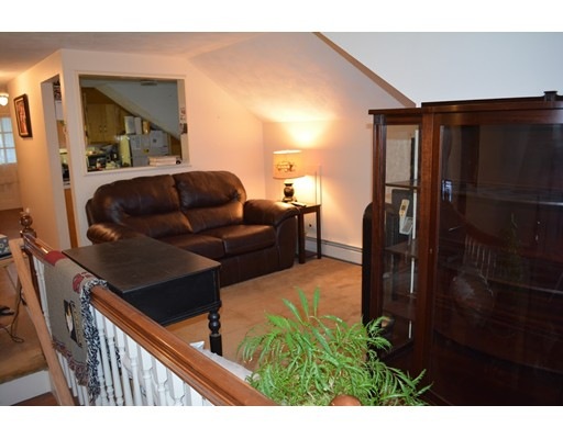 10 Gardner St unit 3, Salem, MA 01970 - photo 1