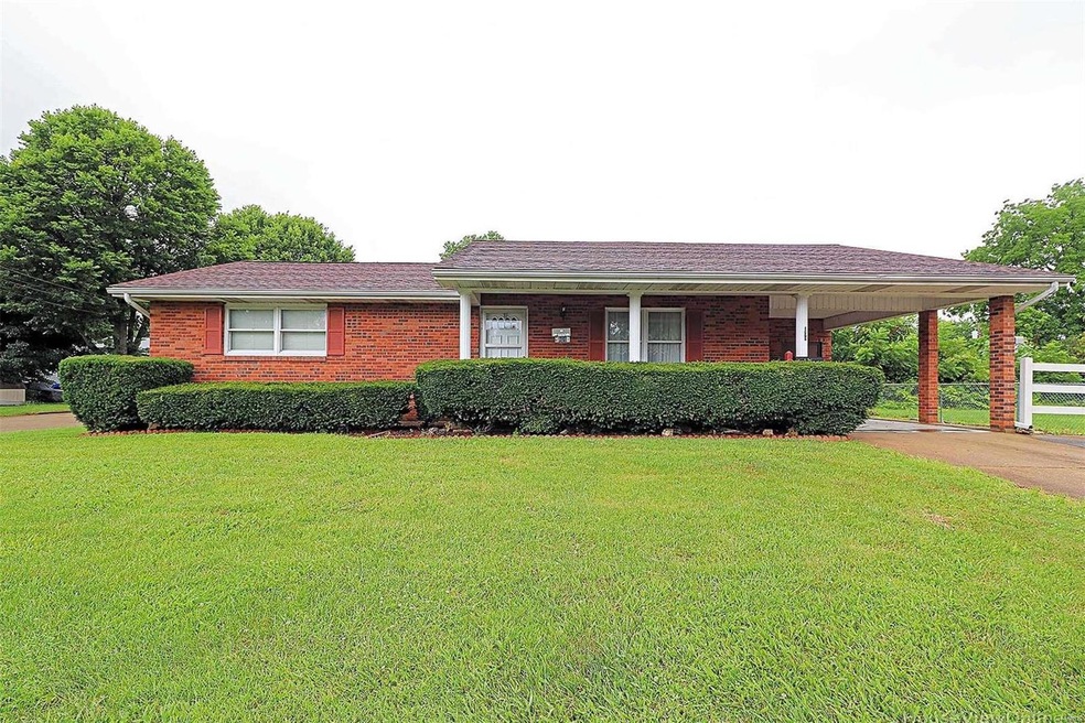 109 7th St, Farmington, MO 63640 - photo 1