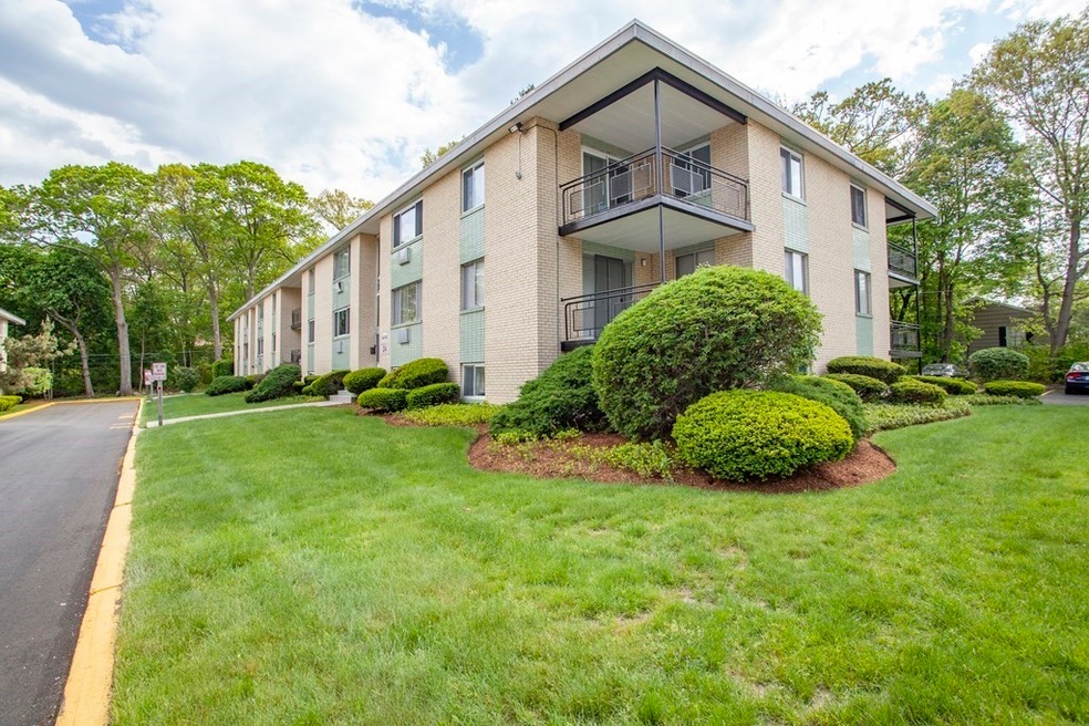 24 Nelson Dr unit 3A, Randolph, MA 02368 - photo 1