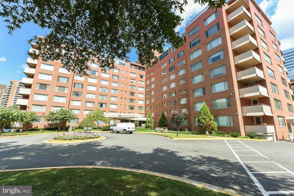 River Place South unit 902, Arlington, VA 22209 - photo 1