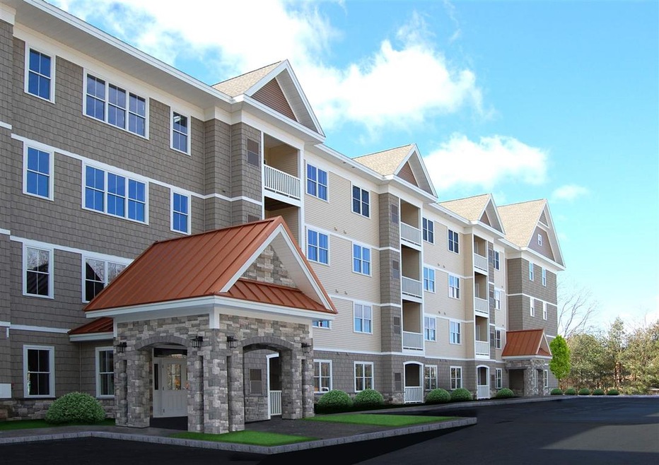 2 Henry David Dr unit 105, Nashua, NH 03062 - photo 1