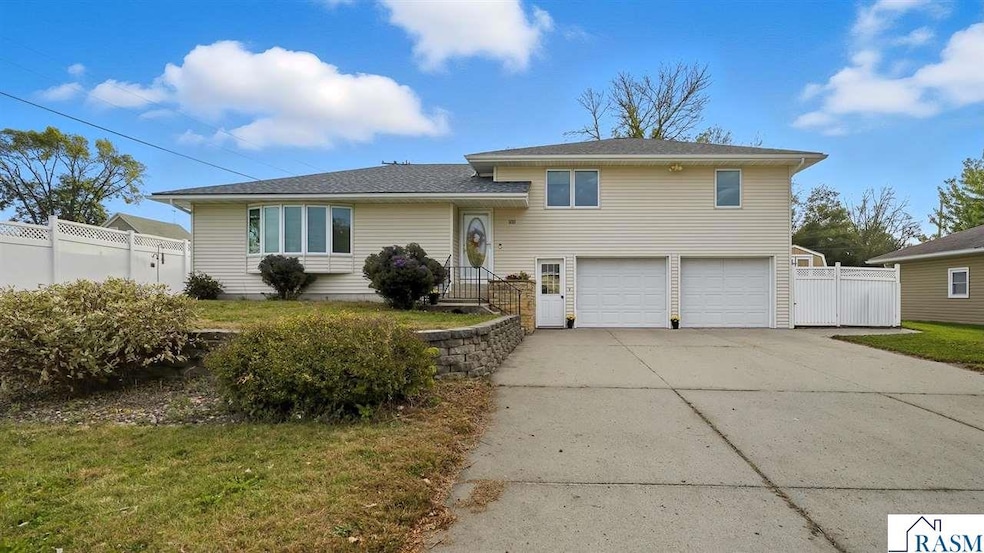 103 Calm Ct SW, Mapleton, MN 56065 - photo 1