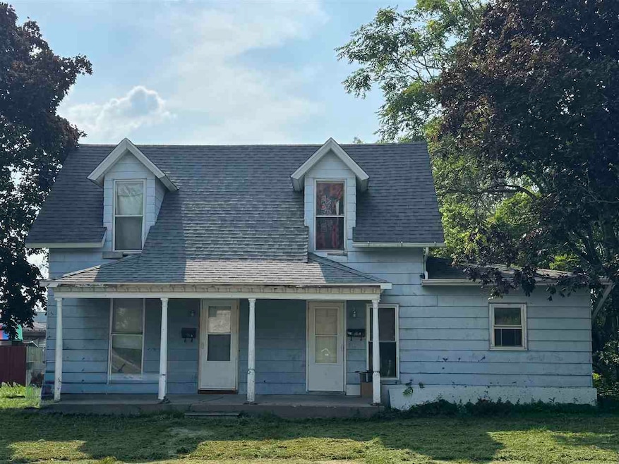 311 N Avenue C, Washington, IA 52353 - photo 1