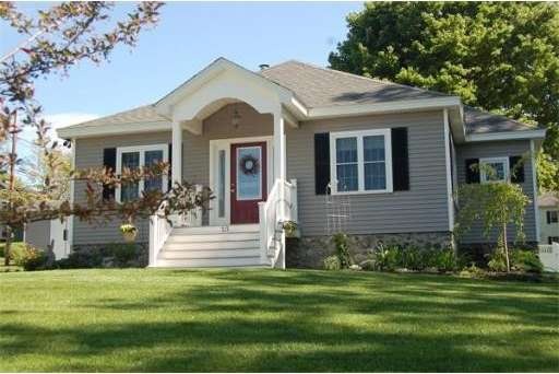 713 E Merrimack St, Lowell, MA 01852 - photo 1