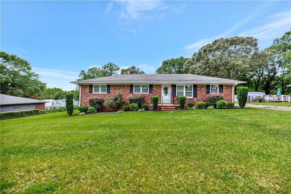 504 E Green St, Iva, SC 29655 - photo 1