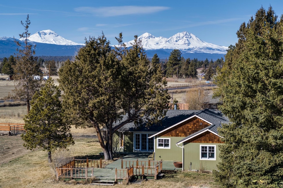 19475 Pinehurst Rd, Bend, OR 97703 - photo 1