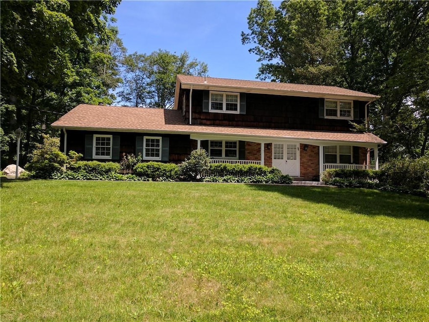 13 Fox Hill Rd, Spring Valley, NY 10977 - photo 1