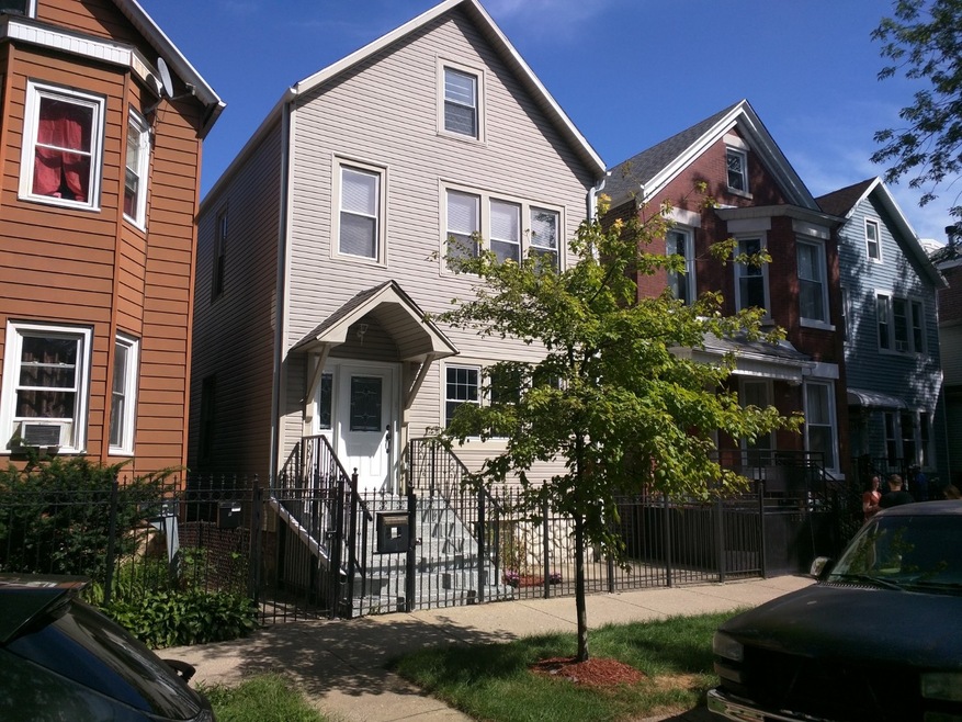 1721 N Artesian Ave unit 2, Chicago, IL 60647 - photo 1