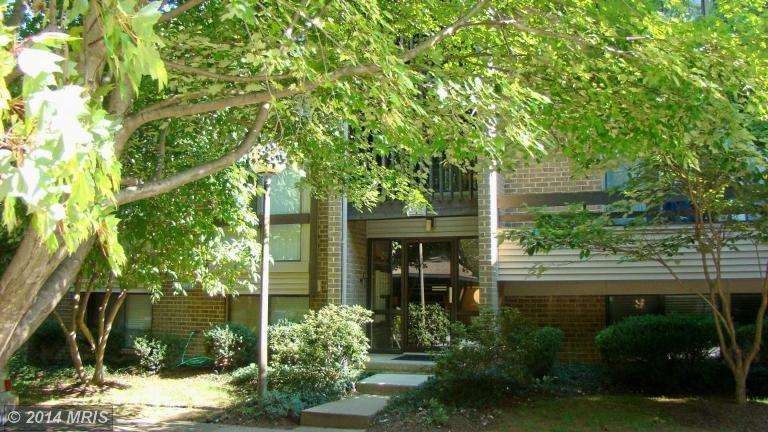 2106 Green Watch Way unit 300, Reston, VA 20191 - photo 1