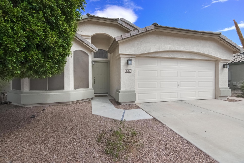 6101 S Ruby Dr-5
