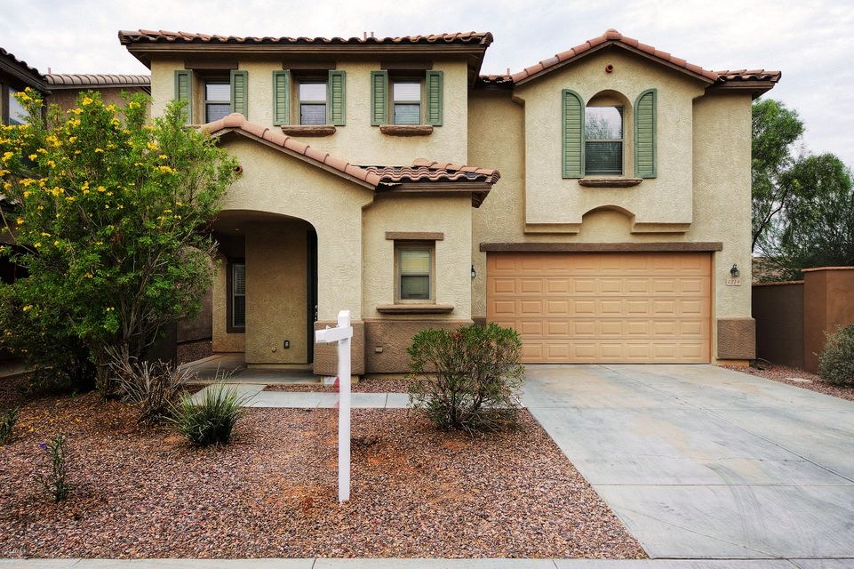 1214EVermontDr001